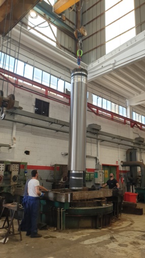 Descent phase into the chromium plating tank 